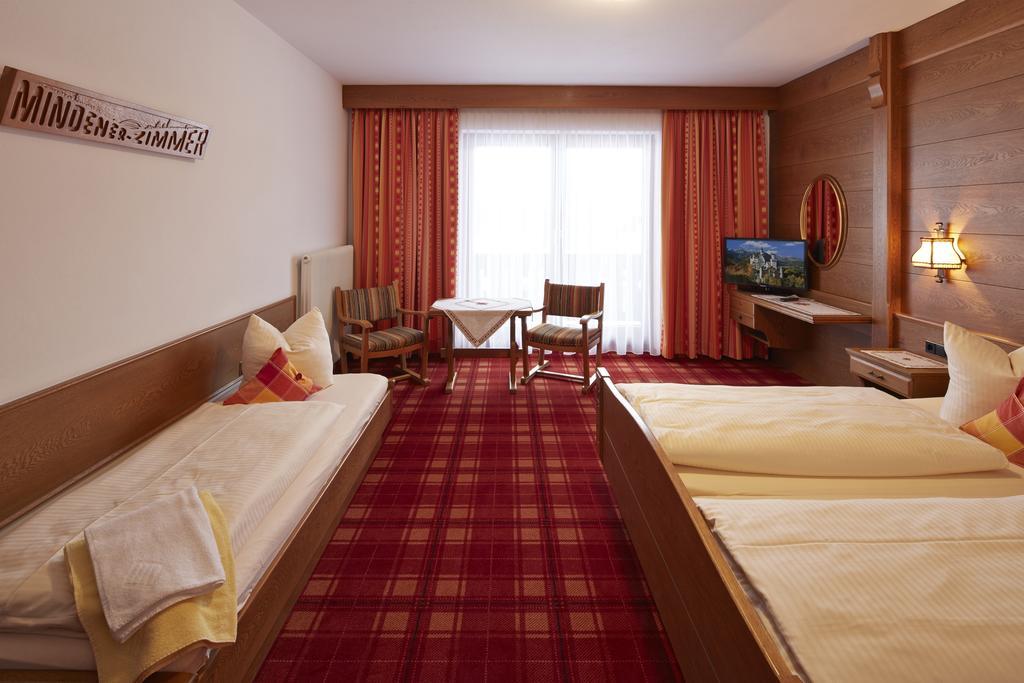 Alpenmotel Saeuling Пинсванг Номер фото