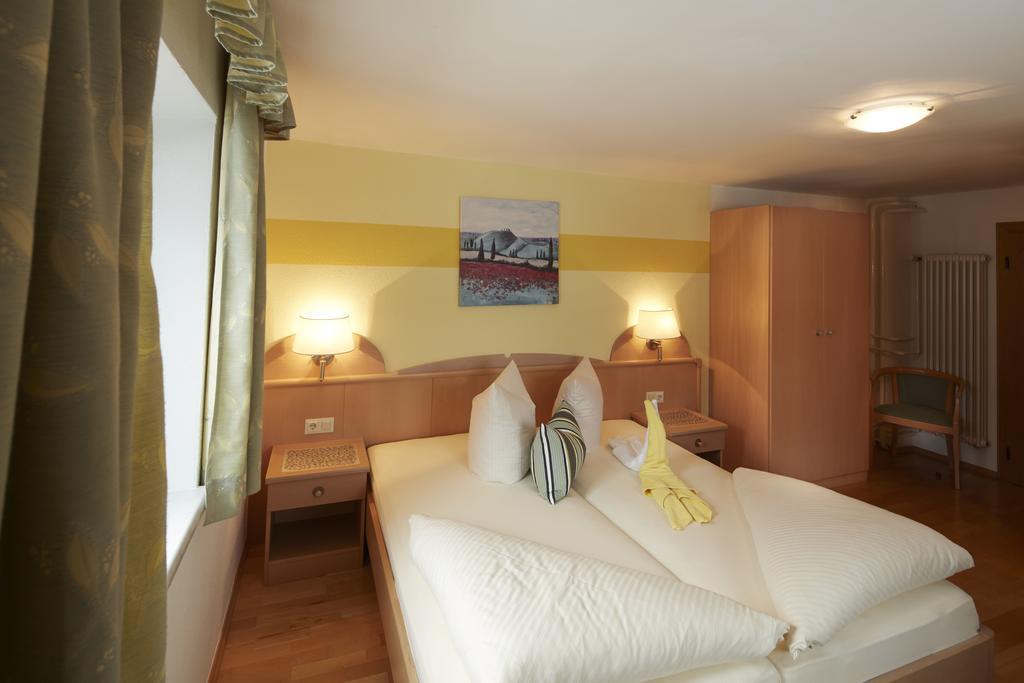 Alpenmotel Saeuling Пинсванг Номер фото