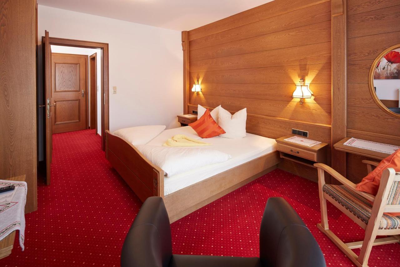 Alpenmotel Saeuling Пинсванг Экстерьер фото